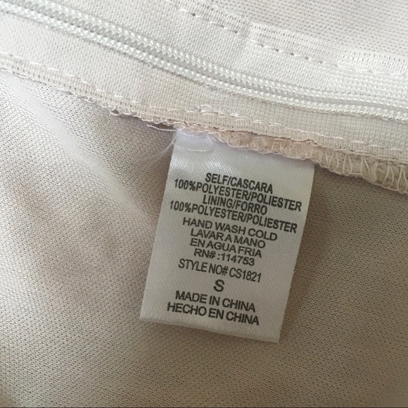 The Clothing Company Lace Pencil Skirt Size Small - Picture 7 of 7